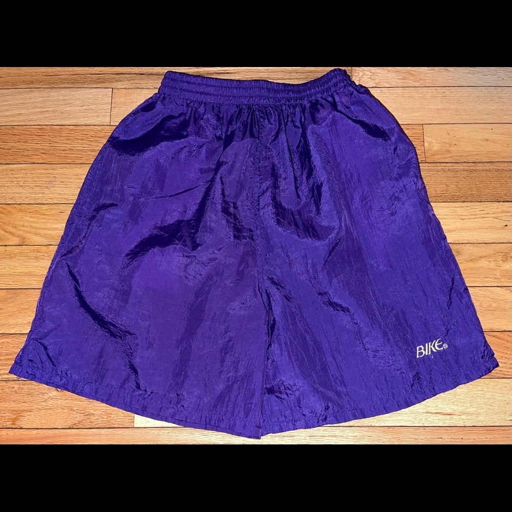 Vintage BIKE 80s 90s Purple Shiny Nylon Baggy Lightweight Shorts Small